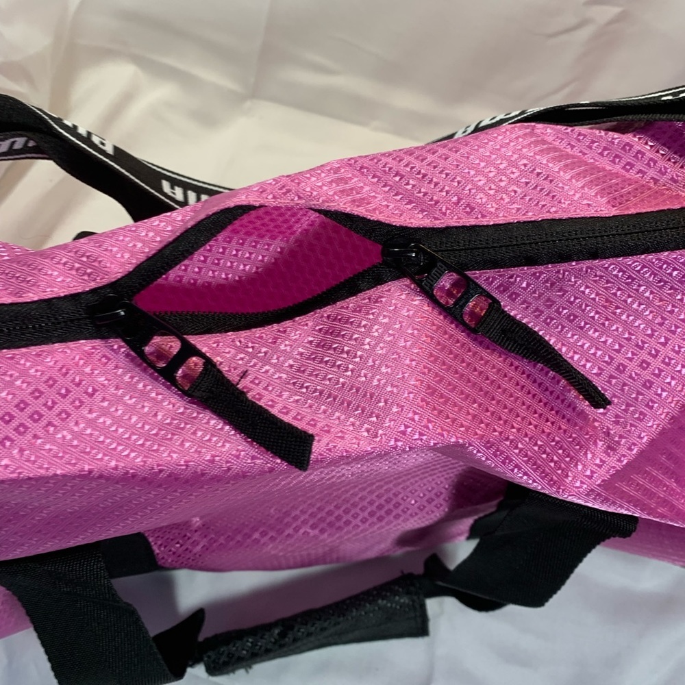 NWT PUMA Women’s Evercat Jolt Duffel Bag - Picture 10 of 13